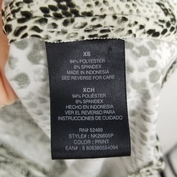 Norma Kamali Wrap Dress XS Snake Skin Sweetheart Neckline Cap Sleeve Green Cream - Picture 11 of 12